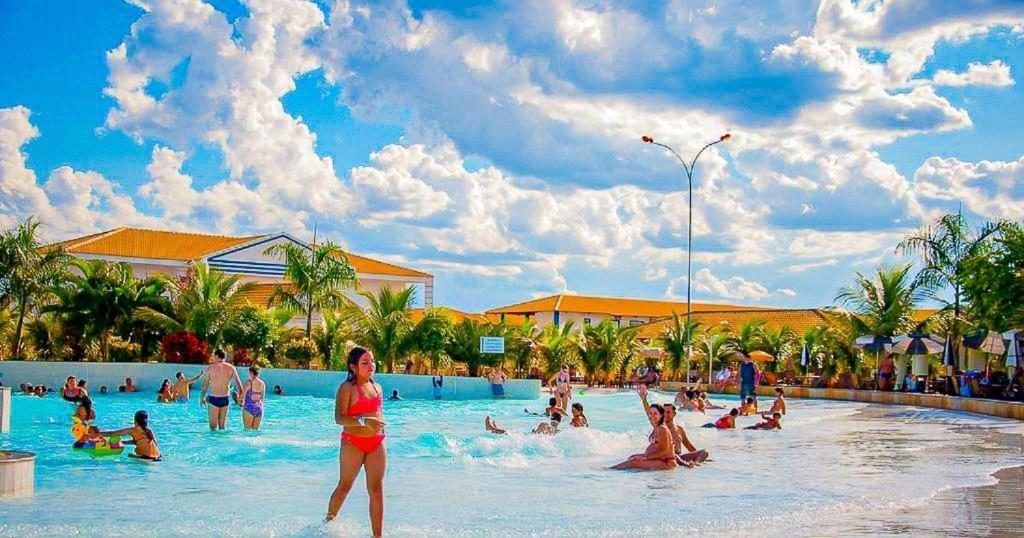 Lacqua Diroma - O De Caldas - Com Piscinas De Ondas Aparthotel Caldas Novas